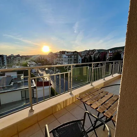 Sun Wave Near The Apartmán Sveti Vlas